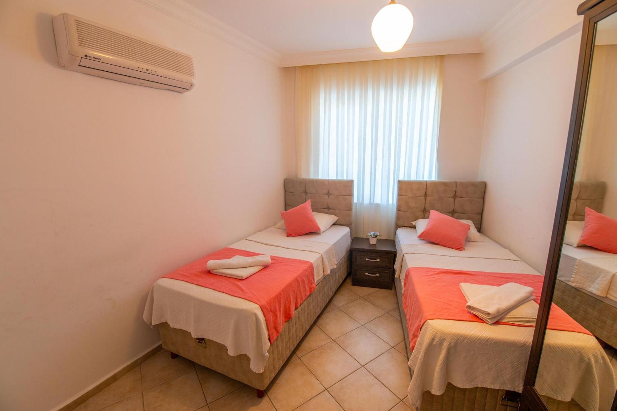 Sunset Beach Villas And Apartments Фетие Екстериор снимка