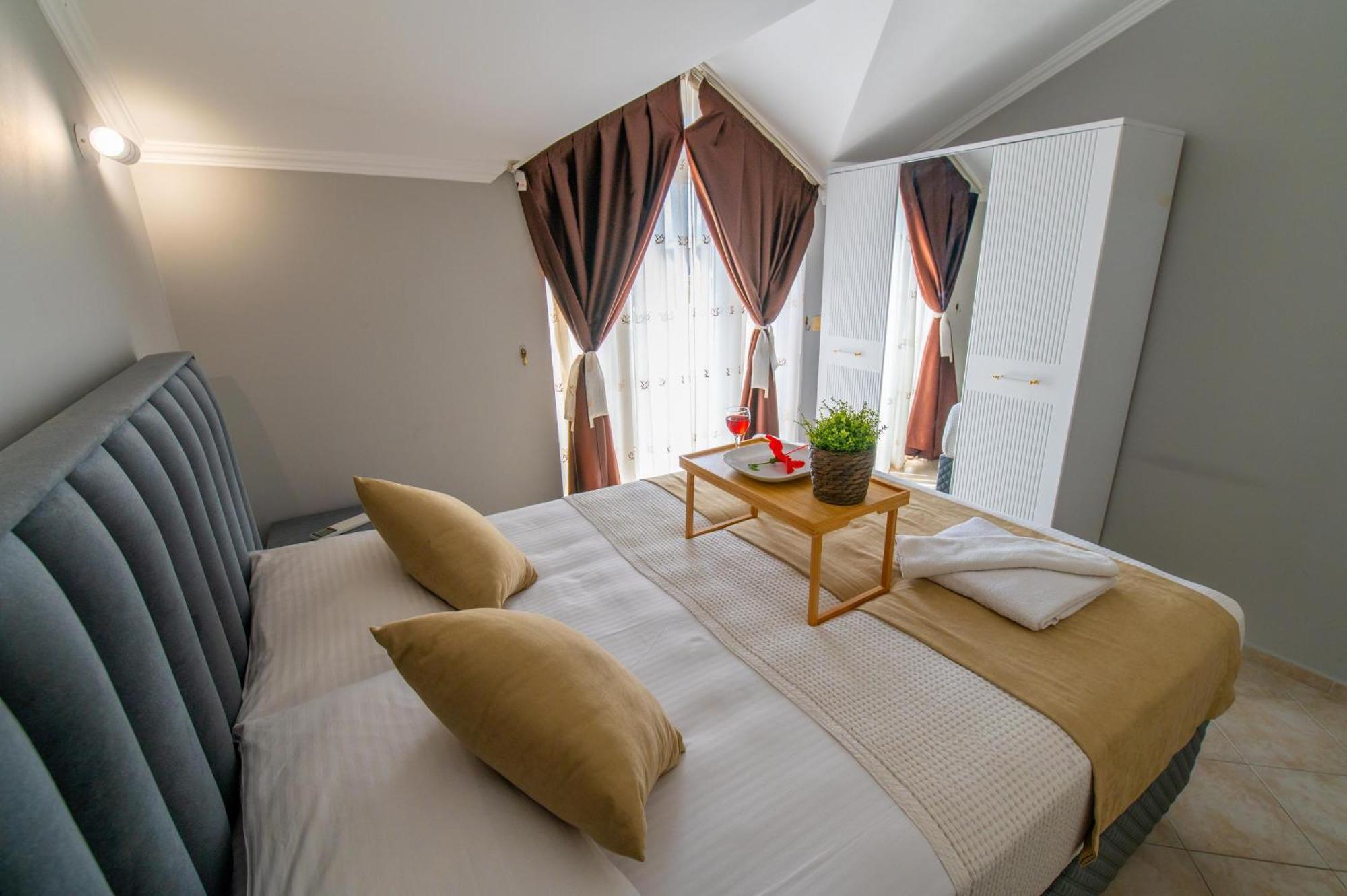 Sunset Beach Villas And Apartments Фетие Екстериор снимка