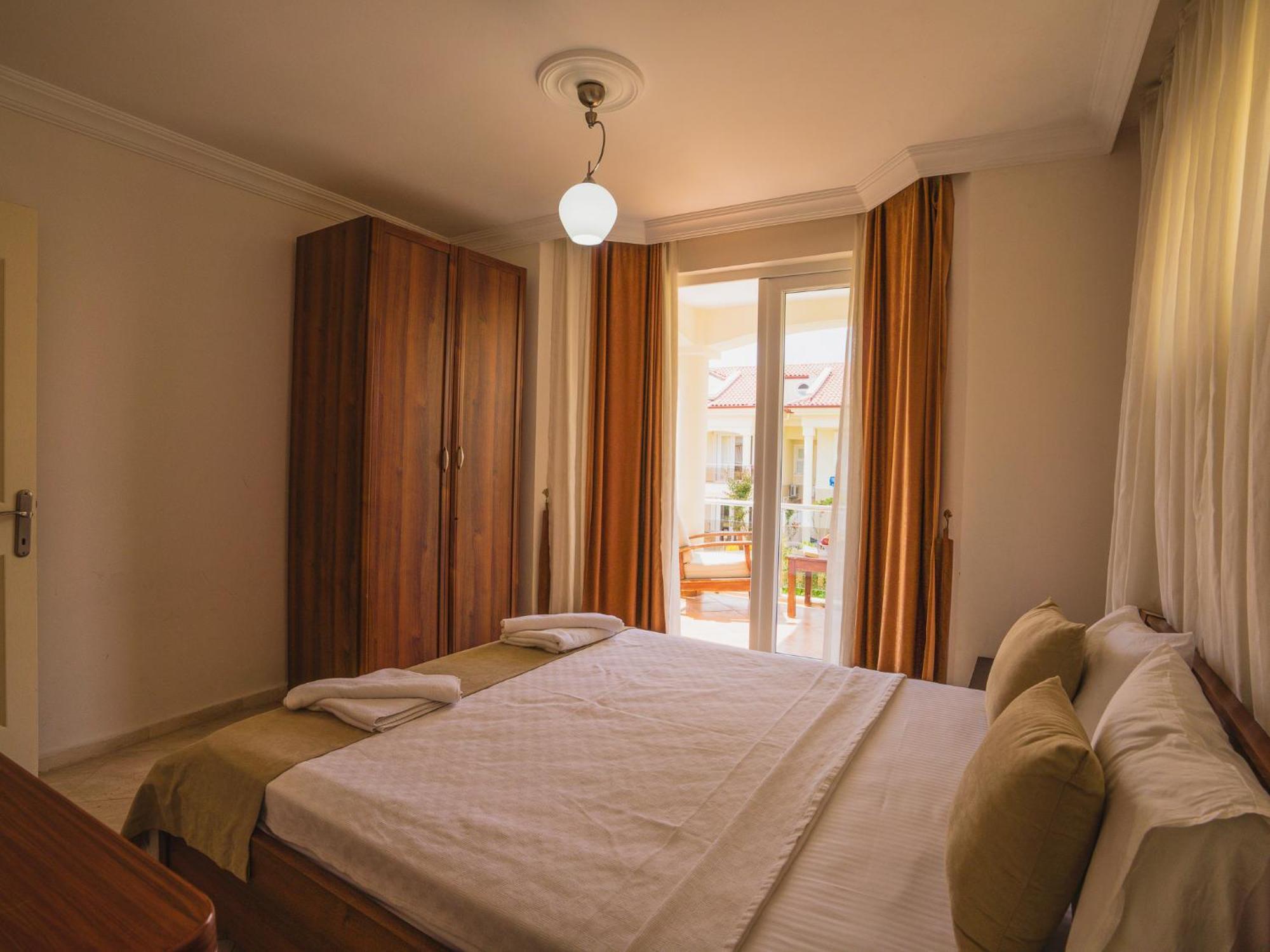 Sunset Beach Villas And Apartments Фетие Екстериор снимка