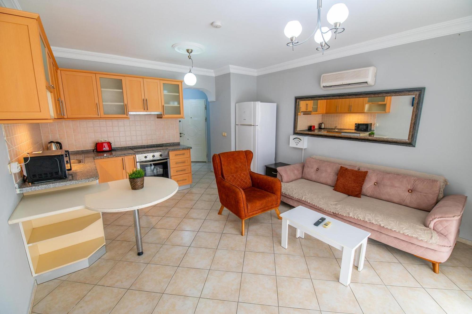 Sunset Beach Villas And Apartments Фетие Екстериор снимка
