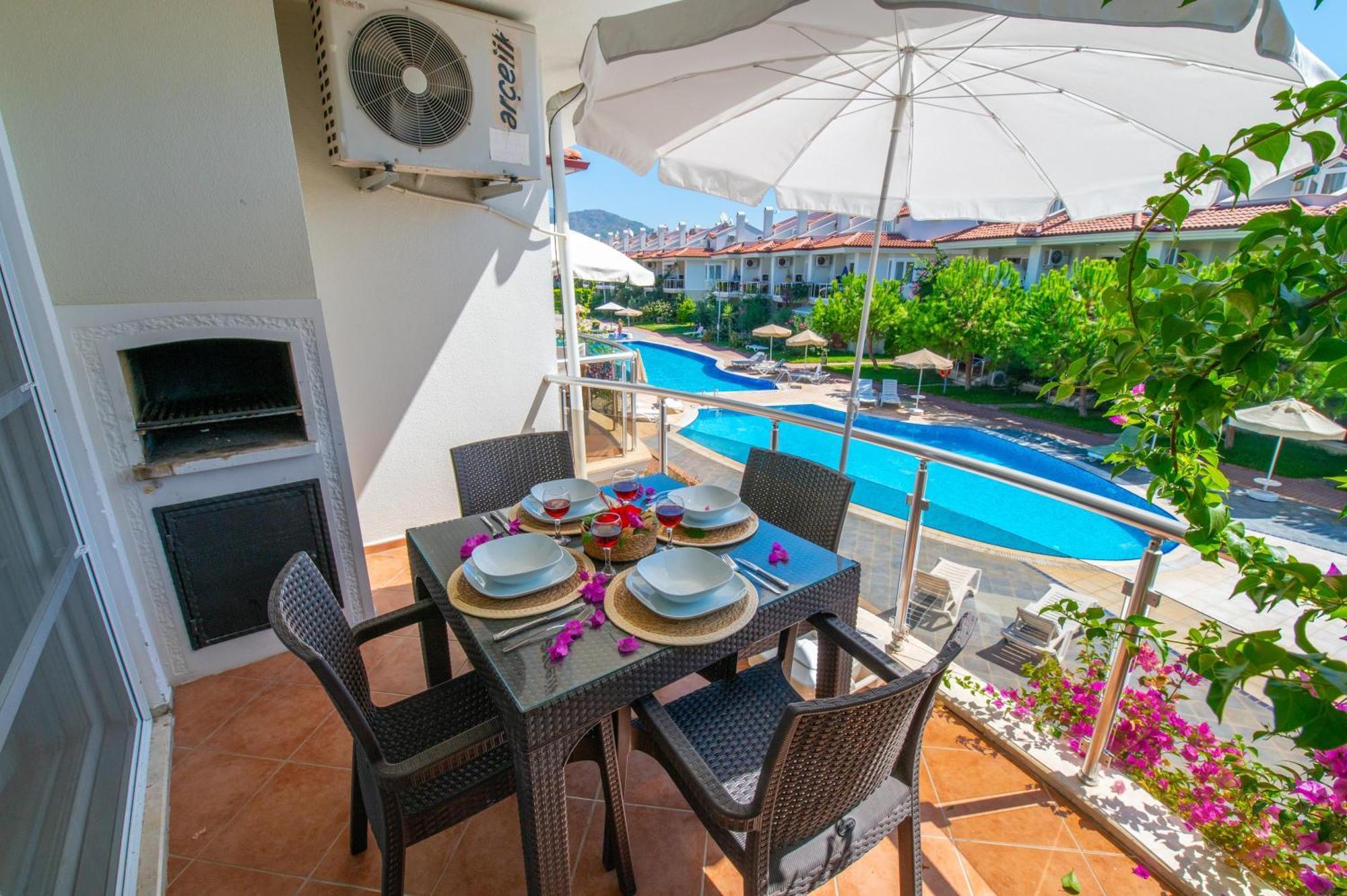 Sunset Beach Villas And Apartments Фетие Екстериор снимка