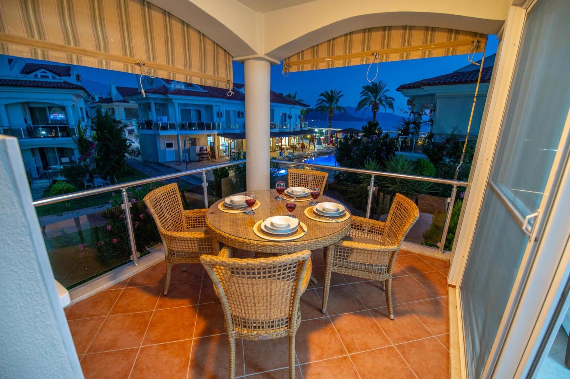 Sunset Beach Villas And Apartments Фетие Екстериор снимка